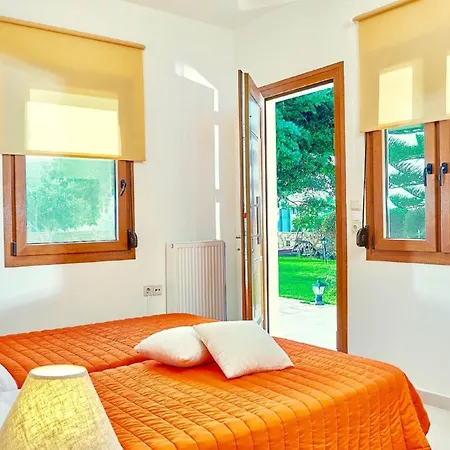 Villa With Private Swimming Pool